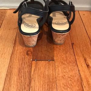 SO Shoes - Kids black wedge heel 2” SO Shoes - Kids black wedge heel 2”